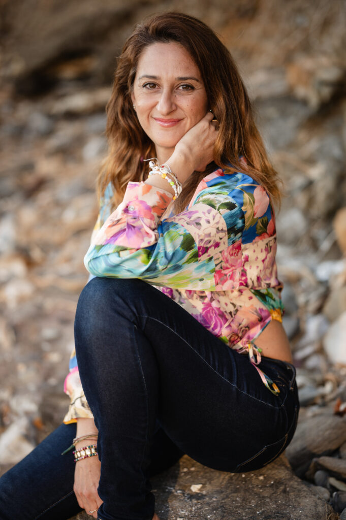 Laura grande, brasilia surf Coach, Málaga