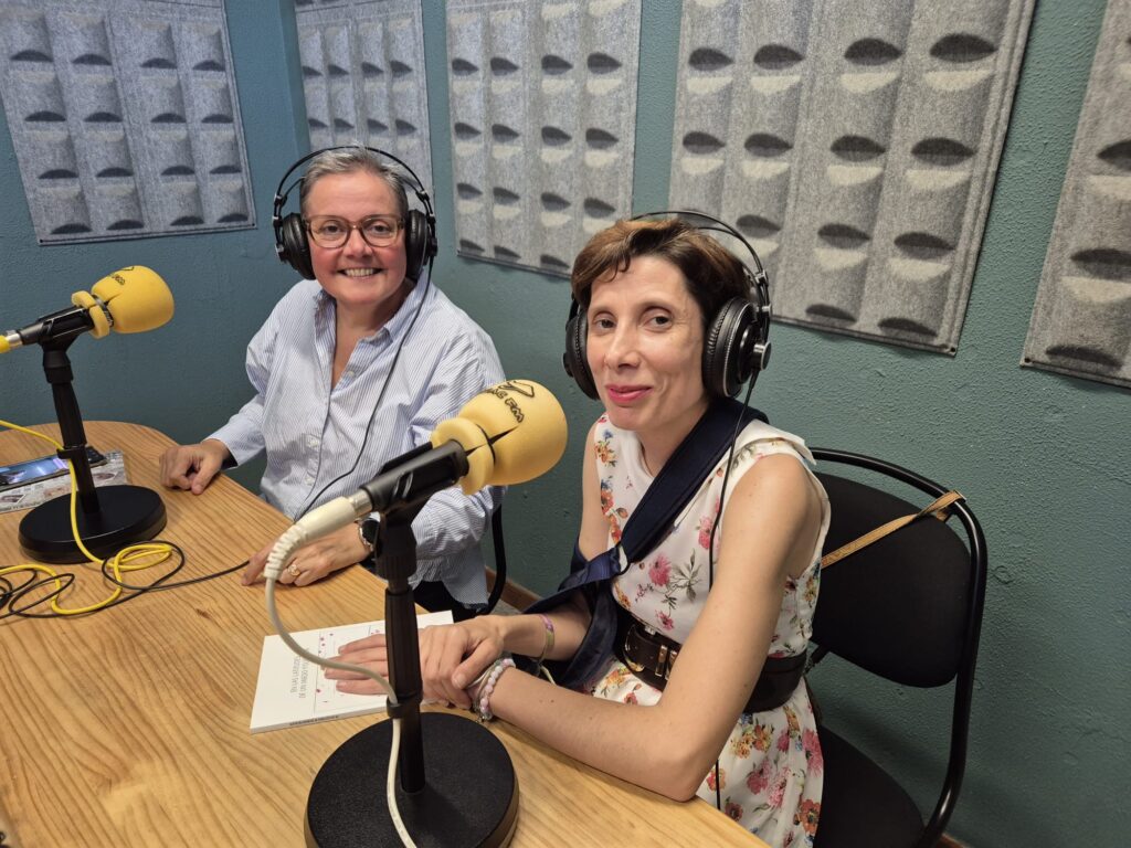 En las latitudes de un miedo poliglota, loto azul